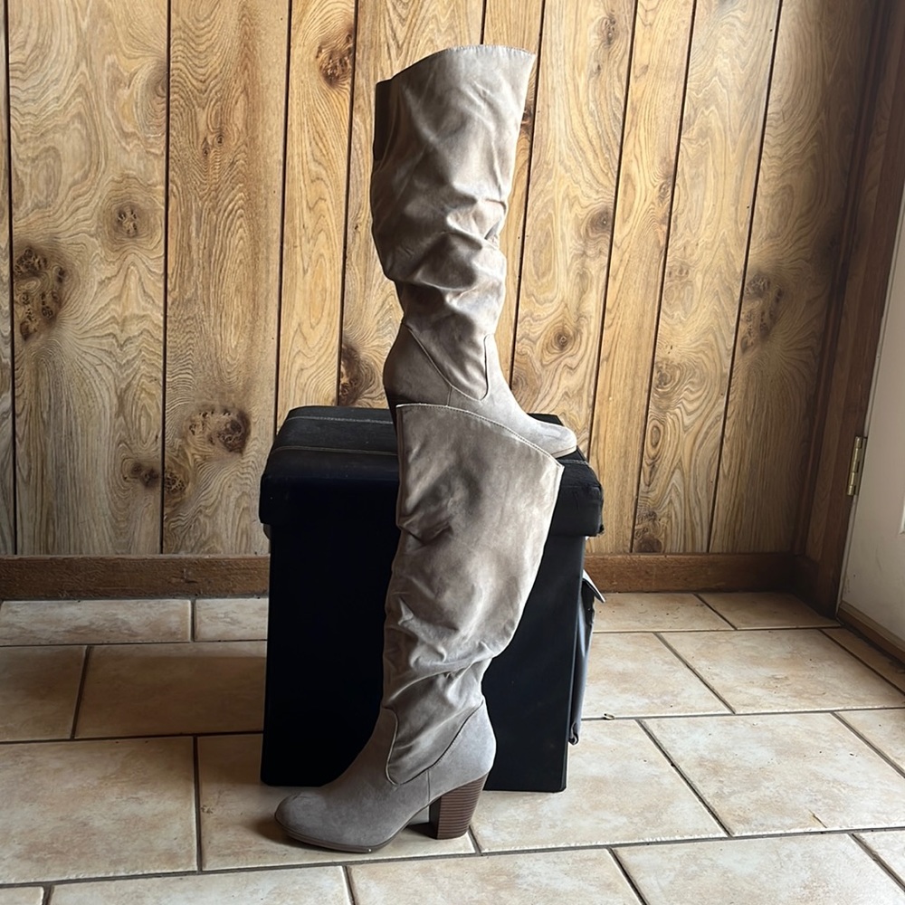 Rampage brownish gray knee high boots, size: 8 1/2